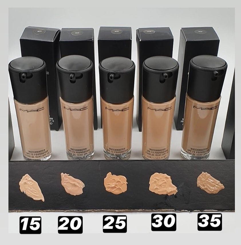 Mac Moisture SPF Foundation